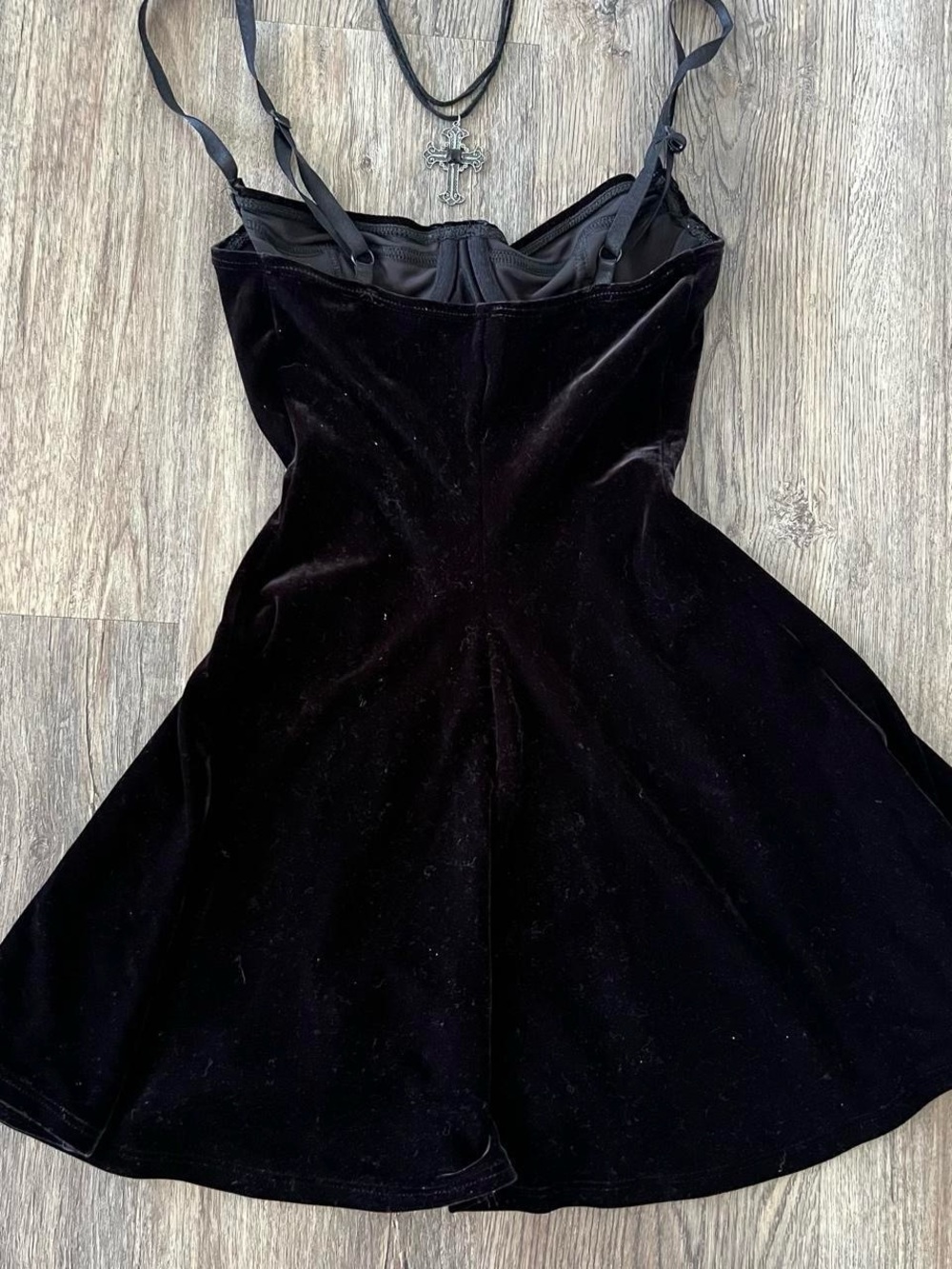 black velvet bustier mini dress 🖤 - Picture 4 of 5